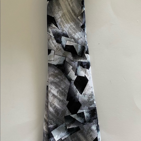 Preowned PRINCE BELLINI TIE. Silver/Black. Nice - Picture 5 of 6